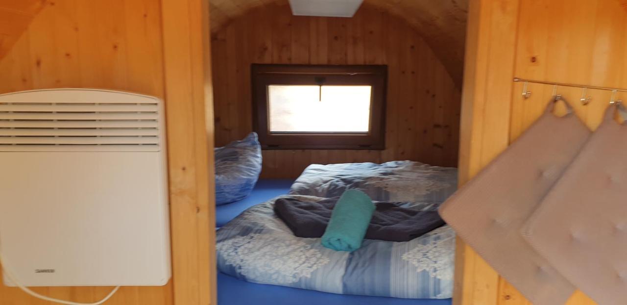 Mini Hotel Uebernachten Im Gurkenfass Люббенау Экстерьер фото
